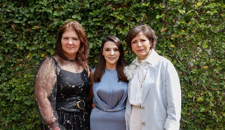 Mónica Carrillo, Miriam Ortiz y Clara Duarte.