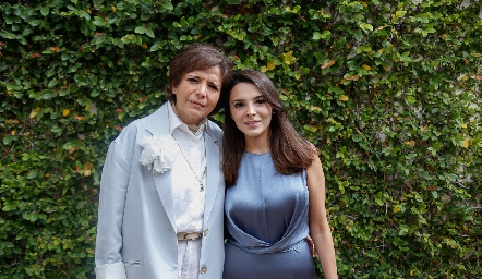  Clara Duarte y Miriam Ortiz.