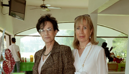  Leticia Nieto y Laura Villasuso.