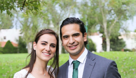  Susana Sheckaibán y Héctor Hernández.
