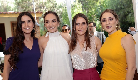  Lupi Carrillo, Marcela Elizondo, Ana María Carrillo y Estefanía Elizondo.