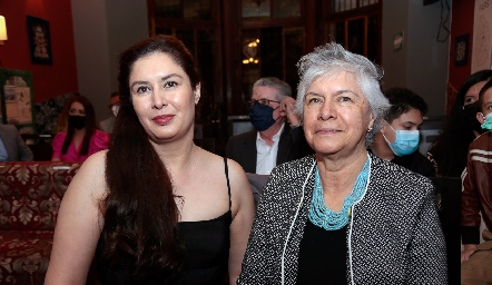 Mónica Soler y Guadalupe Gordillo.