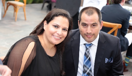  Lizet Azuaje y Luis Mercado.