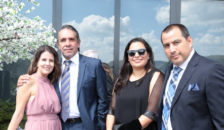  Lizet Azuaje, Oscar Millán, Karla Gómez y Gerardo Fernández.