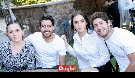  Emilia Meade, Max Gómez, Federica Meade y Dago Castillo.