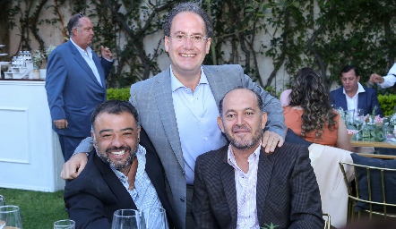  Poncho Villanueva, Rogelio Orozco y Pepe García.