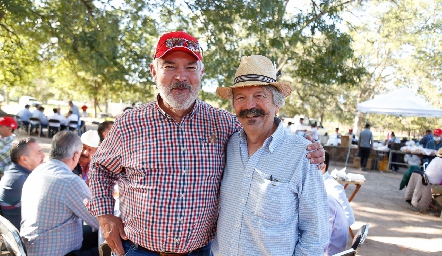  Federico Mendizábal y Javier Pérez.