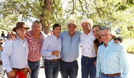 Luis Ortuño, Paco Armendáriz, Javier Dávila, Gabriel Espinosa, Calolo Pérez, Alejandro Elizondo y Jorge Gómez.