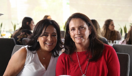  Laura Rodríguez y Gabriela Meade.