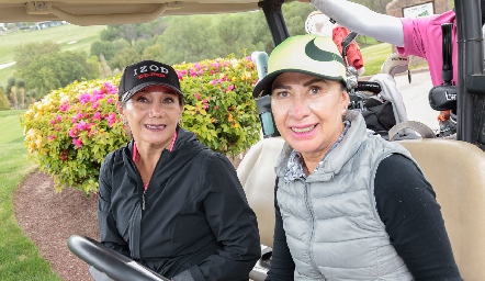  Alejandra Monteverde y Araceli.