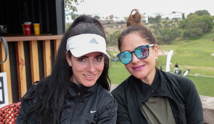  Gaby Herrán y Cristi Reyes.