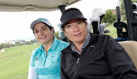  Nora Avendaño y Andrea Garcia.