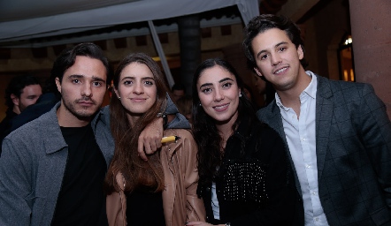  Sebastián Rodríguez, Paola Gutiérrez, Isabela Zollino y Mauricio Martínez.