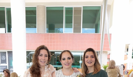  Lorena de la Parra, Andrea Díaz Infante y Mimí Navarro.