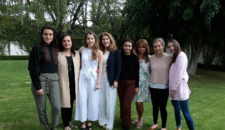  Fer Saiz, Adriana Díaz Infante, Mónica Torres, Mónica Hernández, Maru Payán, Maru Díaz Infante, Sofía Torres y Mariana Alcalá.