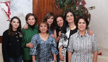 Miriam Ortiz, Clara Duarte, Anabel Covarrubias, Martha Abud, Gaby González, Rocío Espinosa y Sandra Galván.