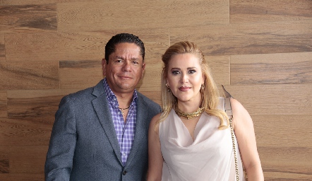  Héctor Rueda y Laura Cervantes.