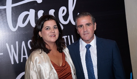  Cynthia Sánchez y Eduardo Gómez.