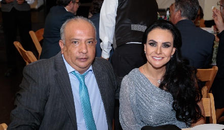  Humberto Buendía y Mónica Vela.
