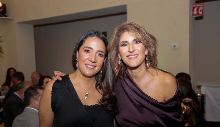  Malena Sánchez y Rocío Güemes.