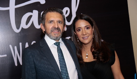  Adán Espinoza y Malena Sánchez.