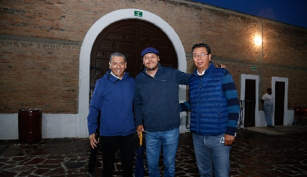  Gustavo Encinas, Sebastián Encinas y Ernesto Javier Calita.