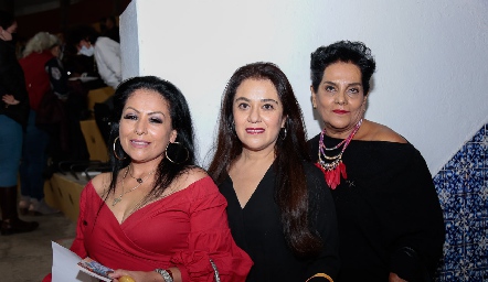  Rocío Salgado, Bety Rivera y Alma Rosillo.