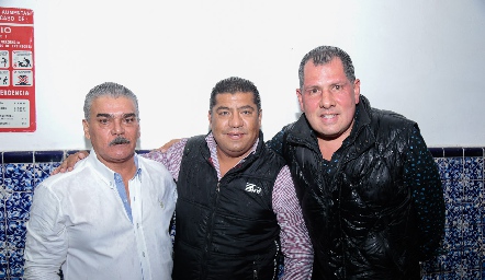  Miguel Márquez, Toño Solís y Salim Tame.
