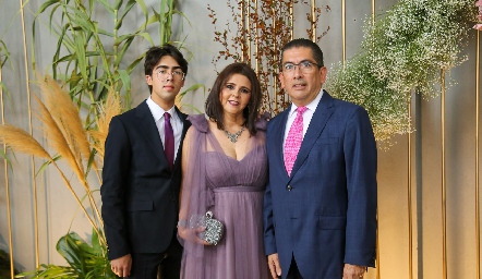  Juan Pablo Bocard, Patricia Valadez y Gerardo Bocard.