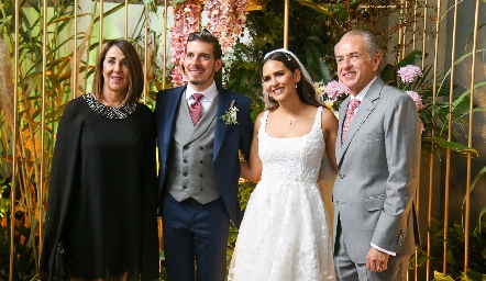  Lorena Valle, Juan Alfonso Duarte, Cristina Dávila y Juan Manuel Carreras.