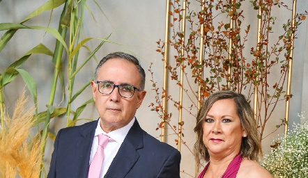  Gustavo Bermúdez y Mauricia Villalobos.