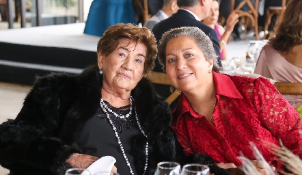  Matilde de Bocard y Lupita González.