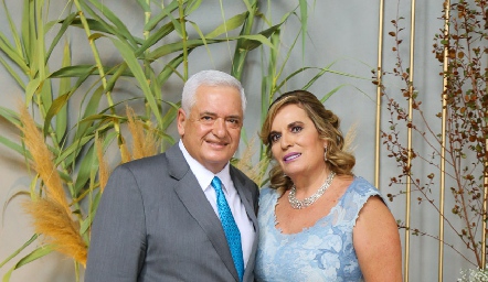  Luis Antonio Godina y Ana Abasolo.