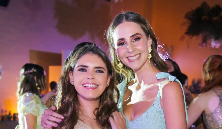  Jessica Ferretiz y Cristi Hernández.