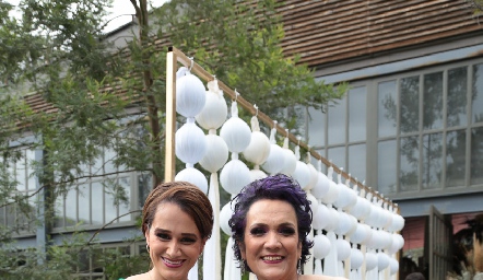 Fernanda Uribe y Elsa Medina.