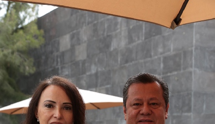  Beatriz y Sergio Chufane.