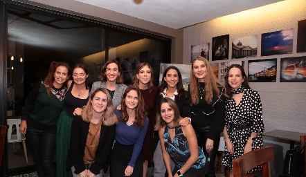  Marisa y sus amigas.