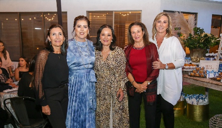 Marcela Valle, Cristina Galán, Rosa María Maza, Bertha Maza y Maru Bárcena.