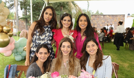 Ana Villanueva, Zaira Hervert, Mariana Guerrero, Daniela Castro, Mónica Garza y Mariana Yishima.
