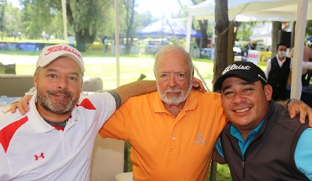  Rafael Espinosa, Oscar Rangel y Emmanuel Guevara.
