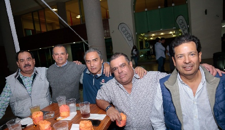  Samuel Guerrero, Andrés Téllez, Arturo González, Carlos Esparza y Héctor Hernández.