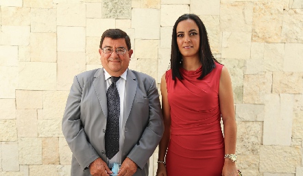  Benito González y Meli Córdova.
