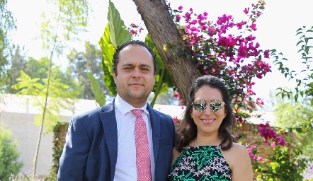  Ernesto Madrigal y Jacqueline Villalba.