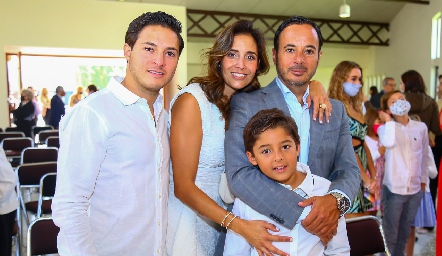  Alejandro Stevens, Ana Luisa Díaz de León, Alejandro Stevens y Conrado Stevens.