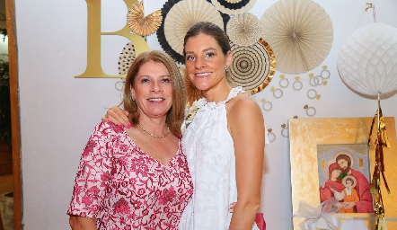  Benilde Díaz Infante y Bety Hernández.