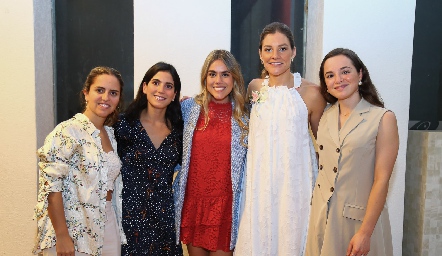  Macarena Gómez, Maribel Rodríguez, Jocelyn Córdova, Bety Hernández y Nabil Saiz.