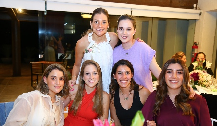 Bety Hernández, Renata Castillo, Bárbara de la Garza, Alejandra Álvarez, Daniela Mauricio y Ana Gaby Motilla.