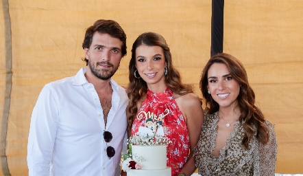  Santiago Gaviño, Isa Gaviño y Daniela Villarreal.