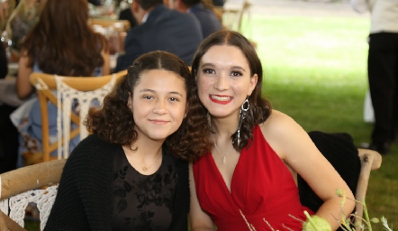  Alexandra Núñez y Ana Sofía Núñez.