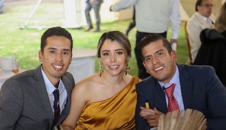  Sebastián Rueda, María Hernández y Héctor Rueda.